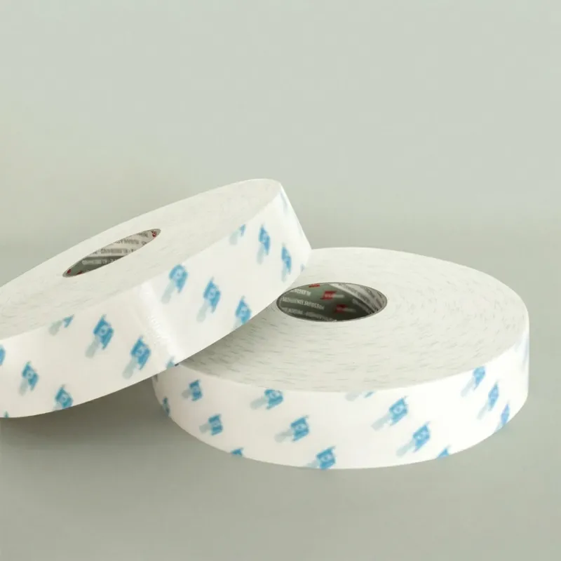 Nastro biadesivo spugnoso (bianco) - 50 mm x 50 m